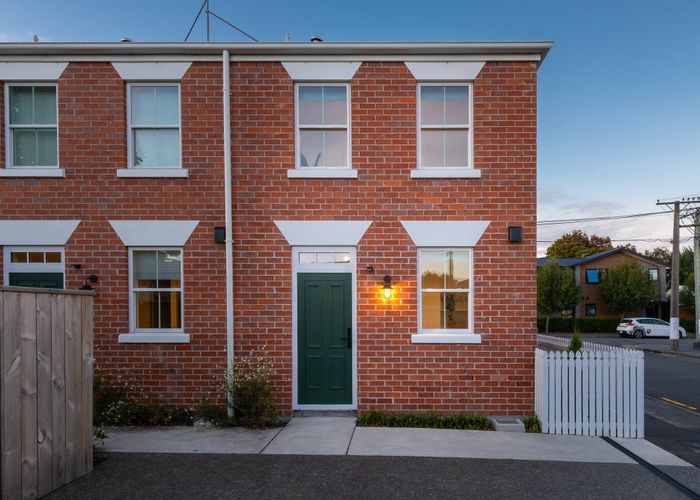  at 4/30 Hargest Crescent, Sydenham, Christchurch City, Canterbury
