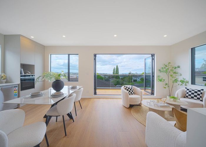  at 5A Cheryl Place, Hillcrest, North Shore City, Auckland