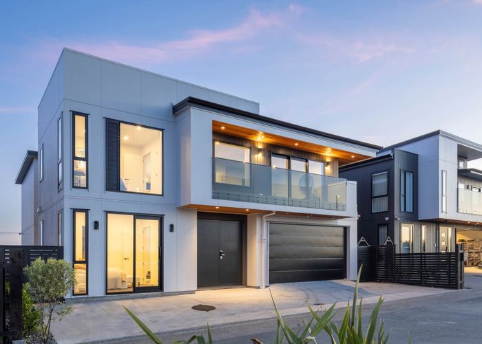  at 220  Vaughans Road, Long Bay, North Shore City, Auckland