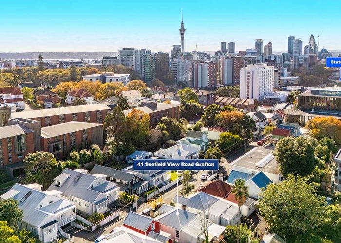  at 41  Seafield View Road, Grafton, Auckland City, Auckland