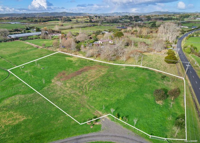  at 196 Blackbridge Road, Karaka, Papakura