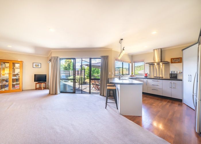  at 4 Aragon Grove, Kingsley Heights, Upper Hutt