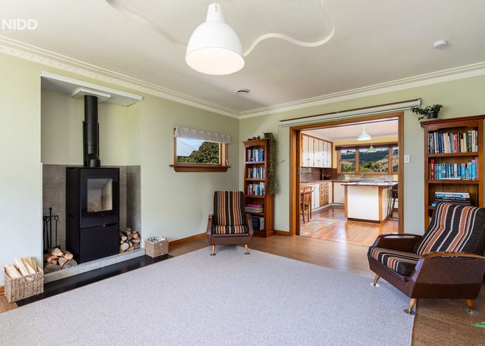  at 9 Athol Place, Ravensbourne, Dunedin