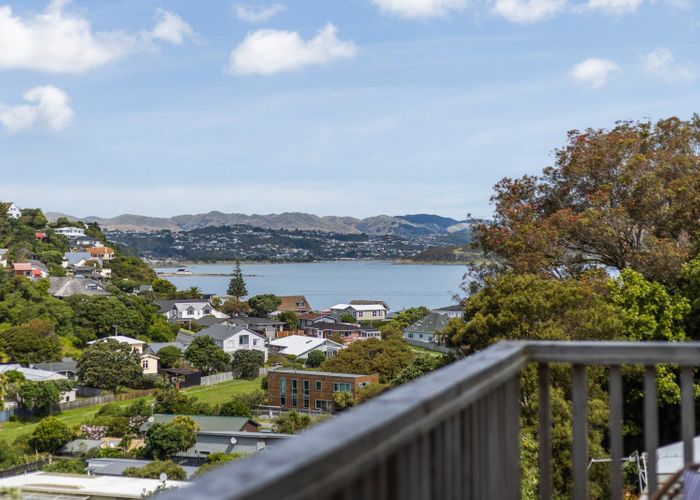  at 31 Airlie Road, Plimmerton, Porirua, Wellington
