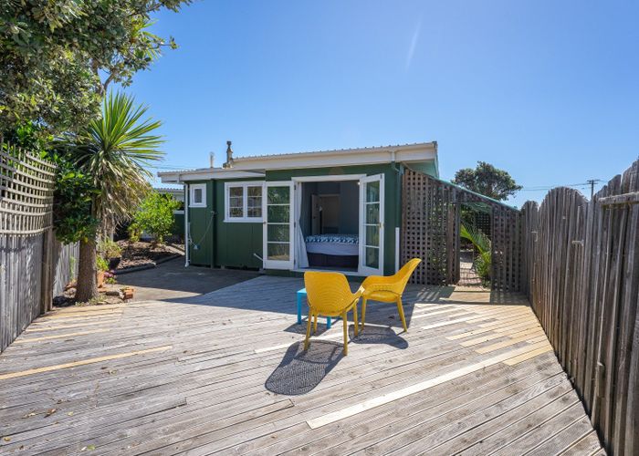  at 6 Rangiuru Road, Otaki Beach, Otaki