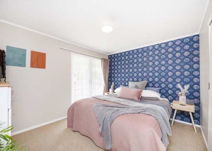  at 2 Escort Grove, Awapuni, Palmerston North, Manawatu / Whanganui