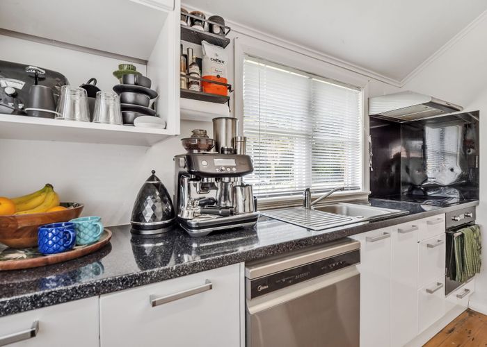  at 2 Galway Avenue, Hamilton East, Hamilton, Waikato