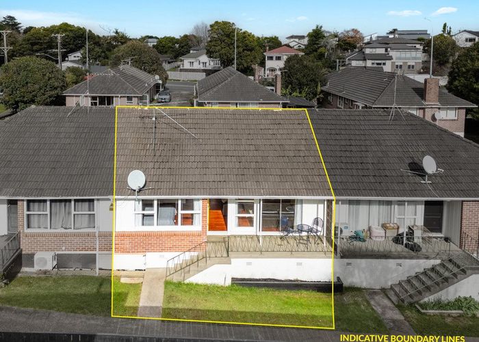  at 2/2 Ellerslie Park Road, Ellerslie, Auckland City, Auckland