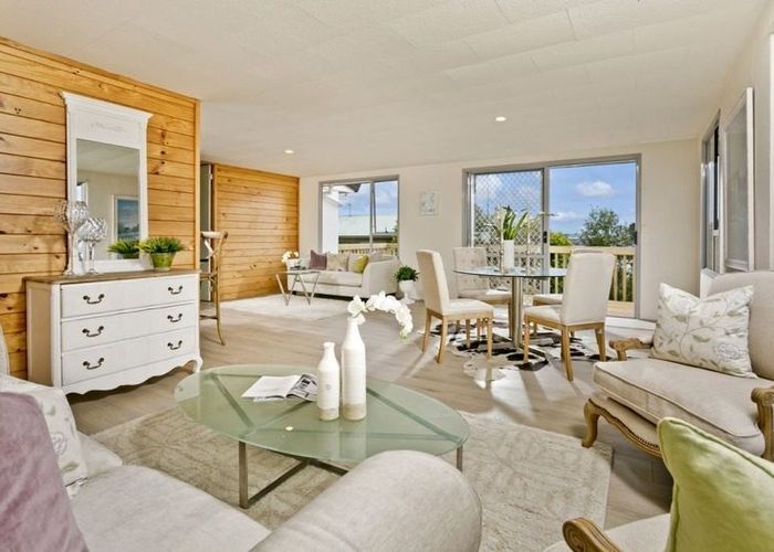  at 9 Jumento Place, Unsworth Heights, North Shore City, Auckland