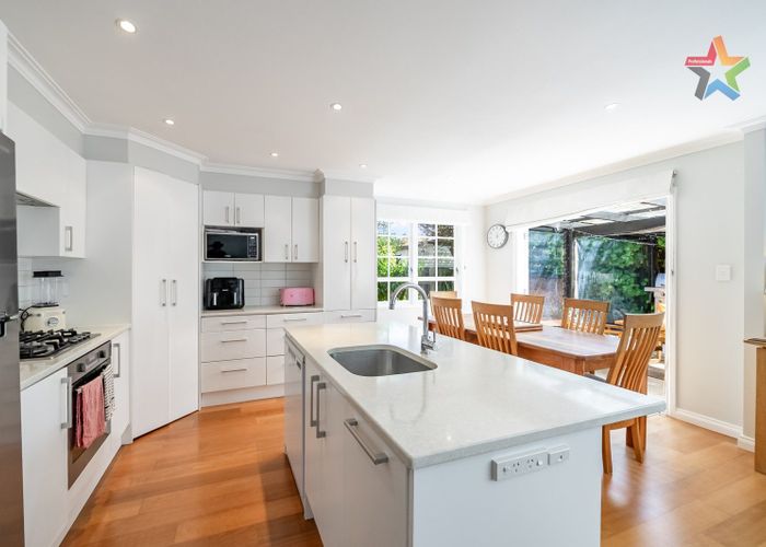  at 3/9 Miro Street, Eastbourne, Lower Hutt, Wellington
