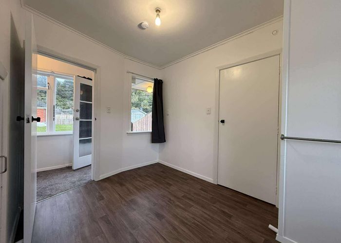  at 9 Wainhouse Street, Stokes Valley, Lower Hutt, Wellington