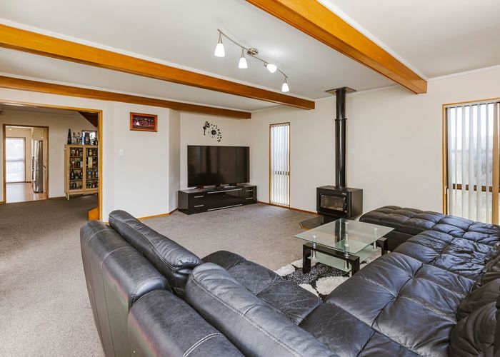  at 283B MASSEY RD, Mangere East, Auckland