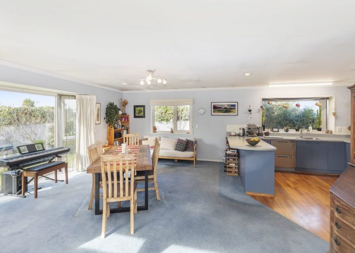  at 14 Eastwood Rise, Waimairi Beach, Christchurch City, Canterbury