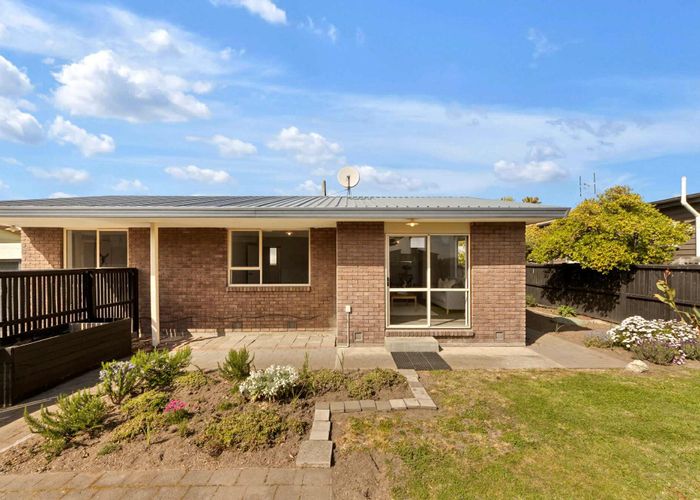  at 2/166 Rocking Horse Road, South New Brighton, Christchurch City, Canterbury