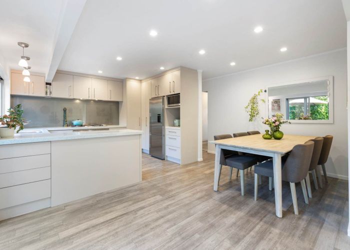  at 14 Cornelian Crescent, Half Moon Bay, Auckland