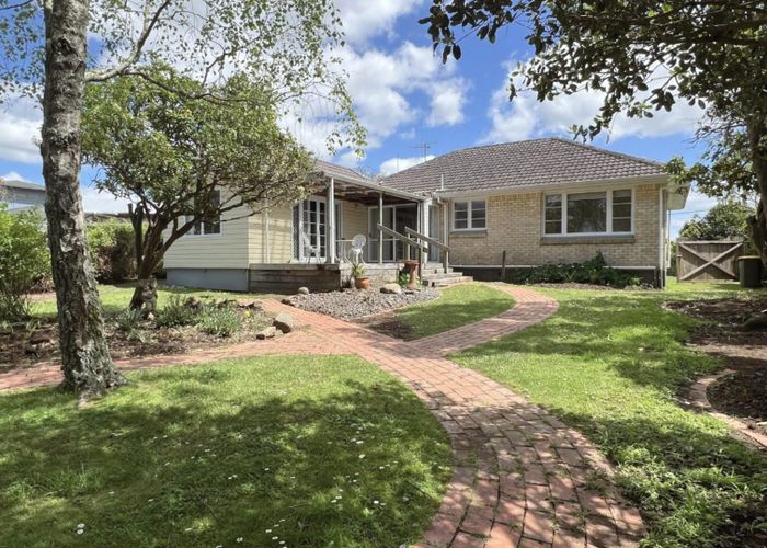  at 19 Houchens Road, Glenview, Hamilton, Waikato