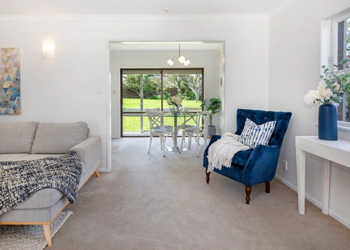  at 82 Prince Regent Drive, Half Moon Bay, Auckland