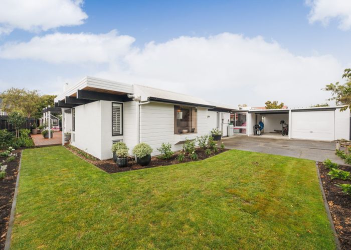  at 11 Chilton Grove, Hokowhitu, Palmerston North, Manawatu / Whanganui