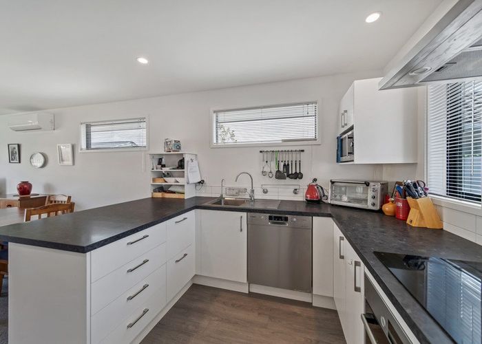  at 274a Travis Road, New Brighton, Christchurch City, Canterbury