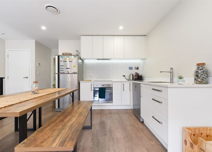  at 14 Village Quarter Lane, Frankton, Hamilton