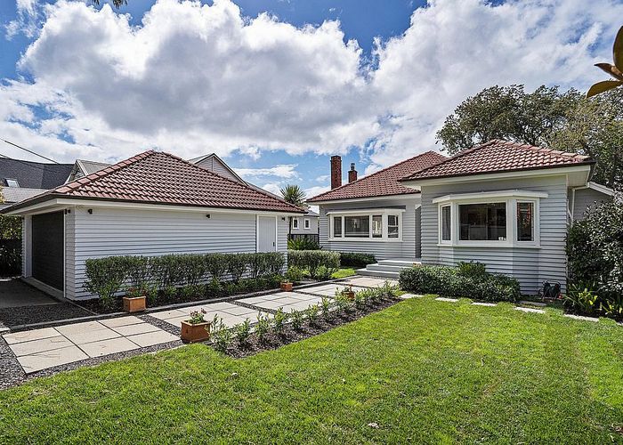  at 121 Wheturangi Road, Greenlane, Auckland City, Auckland