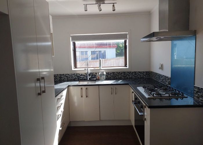  at 42 Everglade Drive, Goodwood Heights, Manukau City, Auckland