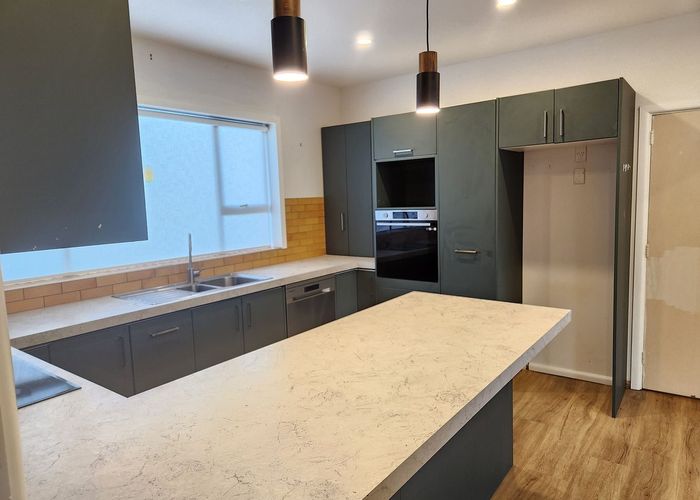  at 121 North Avon Road, Richmond, Christchurch City, Canterbury