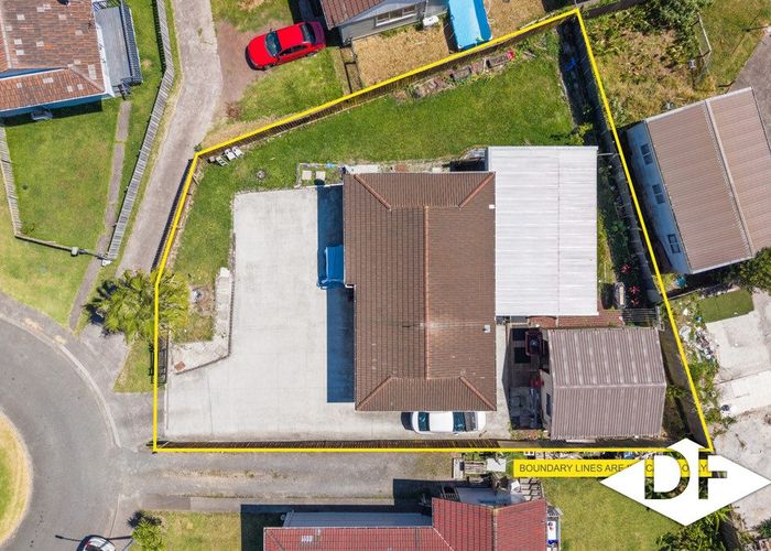  at 27 Palermo Place, Clover Park, Manukau City, Auckland