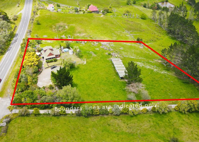  at 1934 East Coast Road, Stillwater, Silverdale