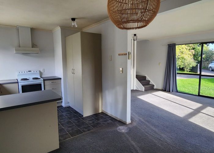  at 363 Cambridge Road, Hillcrest, Hamilton