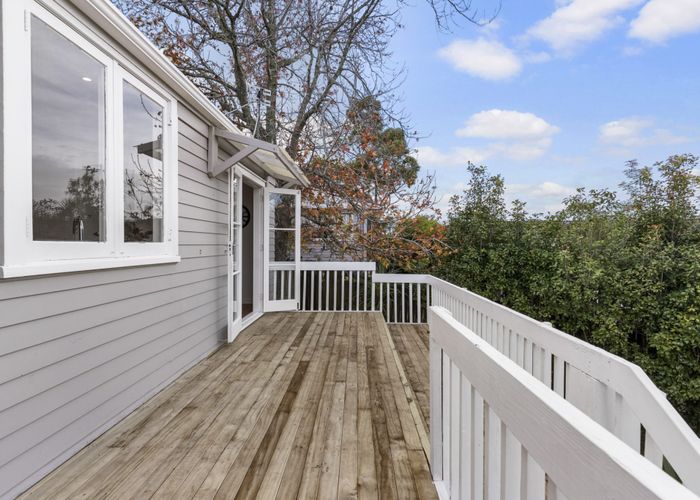  at 19 Park Road, Glenfield, Auckland