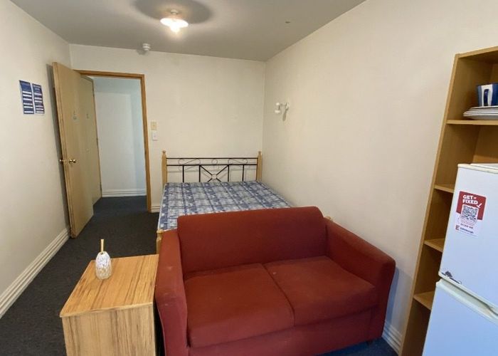  at Room 2/63A Queen Street, North Dunedin, Dunedin, Otago