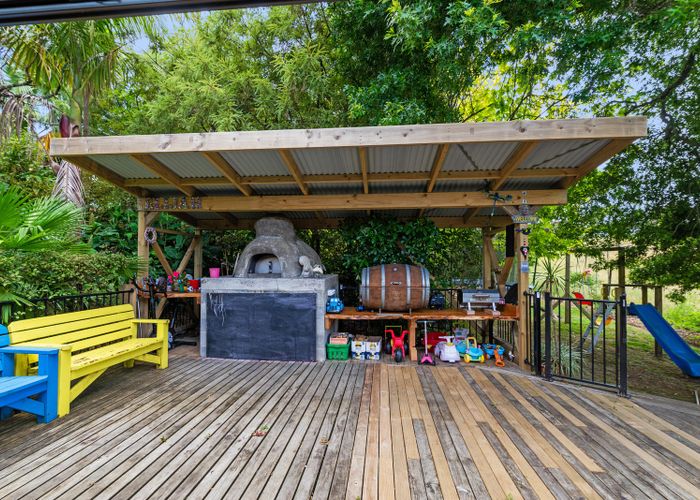  at 85 Coulter Road, Henderson Valley, Auckland