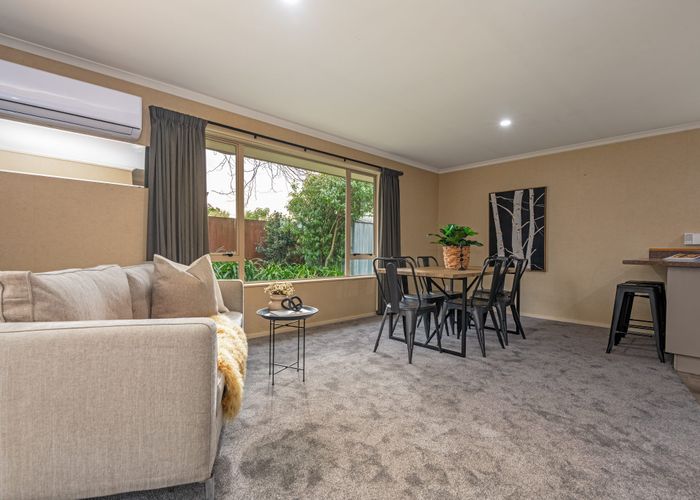  at 35 Boston Parade, Kelvin Grove, Palmerston North