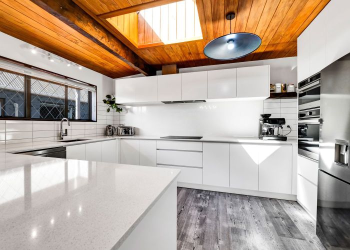 at 76A Paynters Avenue, Strandon, New Plymouth