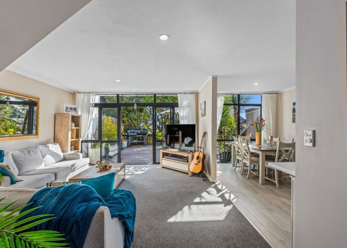  at 1/61 Birkdale Road, Birkdale, Auckland