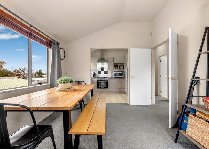  at 2B  Hall Avenue, Favona, Manukau City, Auckland