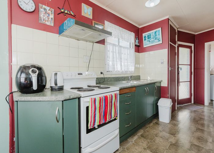  at 30 Joanna Place, Deanwell, Hamilton, Waikato