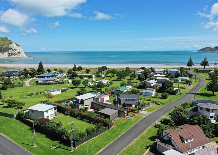 at 18 Kahawai Street, Māhia