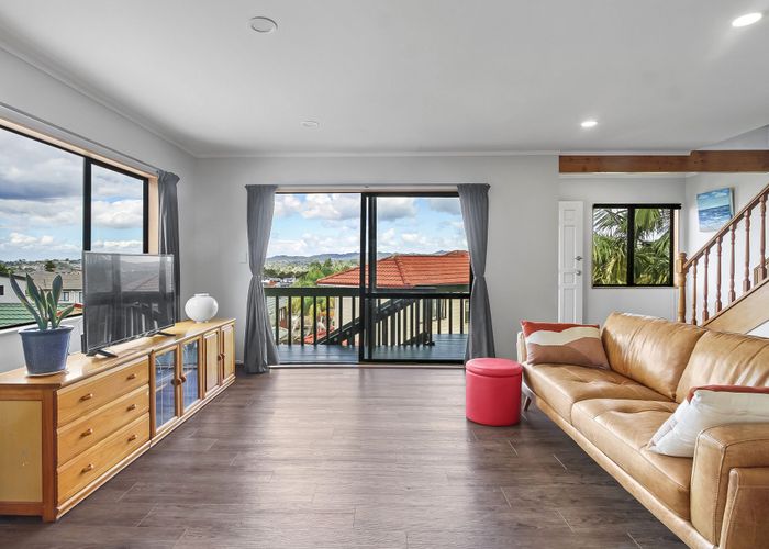  at 1/254 Sturges Road, Henderson, Waitakere City, Auckland
