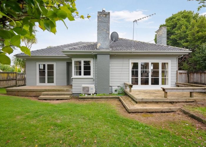  at 36 Forest Lake Road, Forest Lake, Hamilton, Waikato