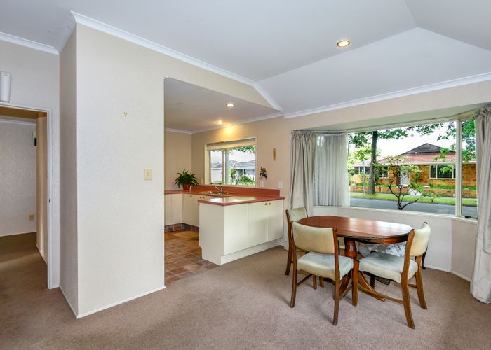  at 21 Villa Grove, Ilam, Christchurch