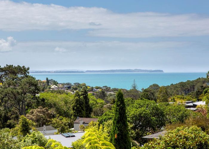  at 12 Aberdeen Road, Campbells Bay, Auckland
