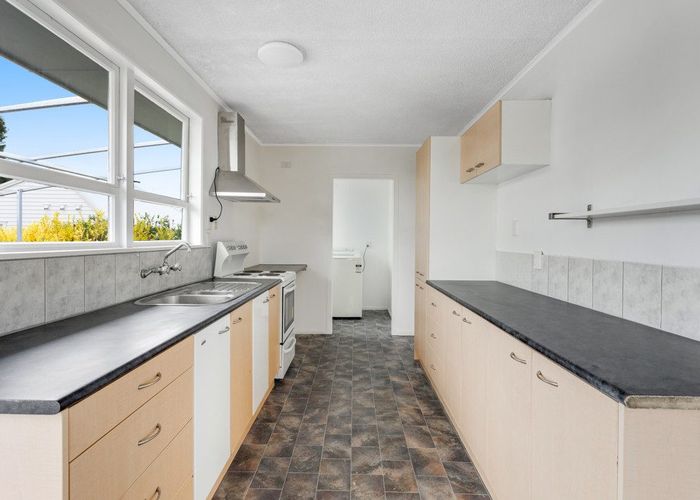  at 32 Eastburn Street, Papakura, Papakura