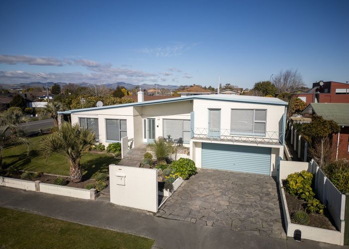  at 7 Rosedale Place, Avonhead, Christchurch City, Canterbury