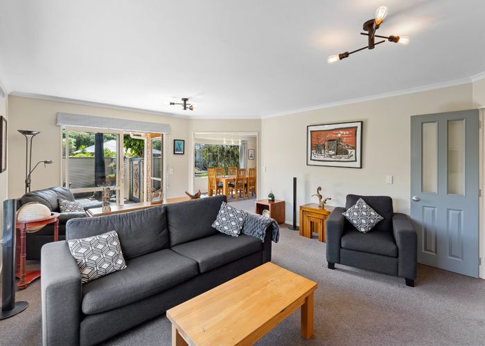  at 106 Weggery Drive, Waikanae Beach, Waikanae