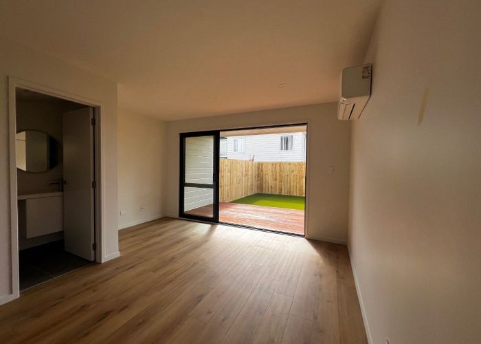  at 7/21 Divich Avenue, Te Atatu South, Waitakere City, Auckland
