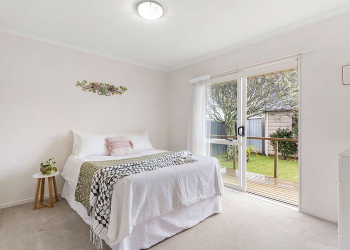  at 74a Tiraumea Drive, Pakuranga, Manukau City, Auckland