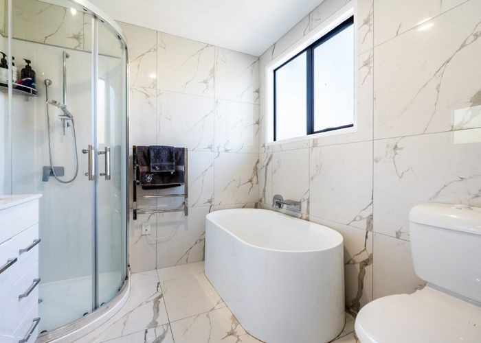  at 30/11 The Avenue, Albany, North Shore City, Auckland