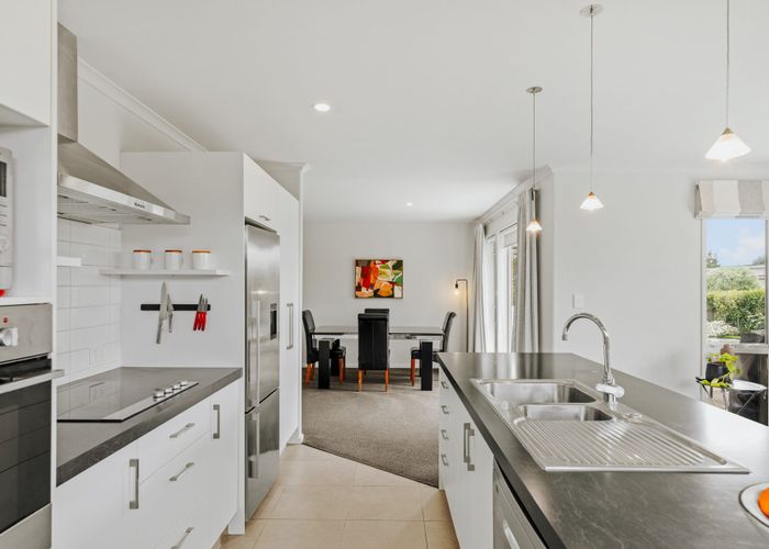  at 40 Mervyn Place, Ohauiti, Tauranga